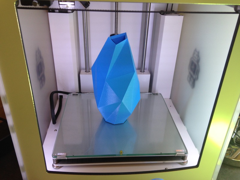 Fabrication d'un vase en impression 3D au Fablab Moebius