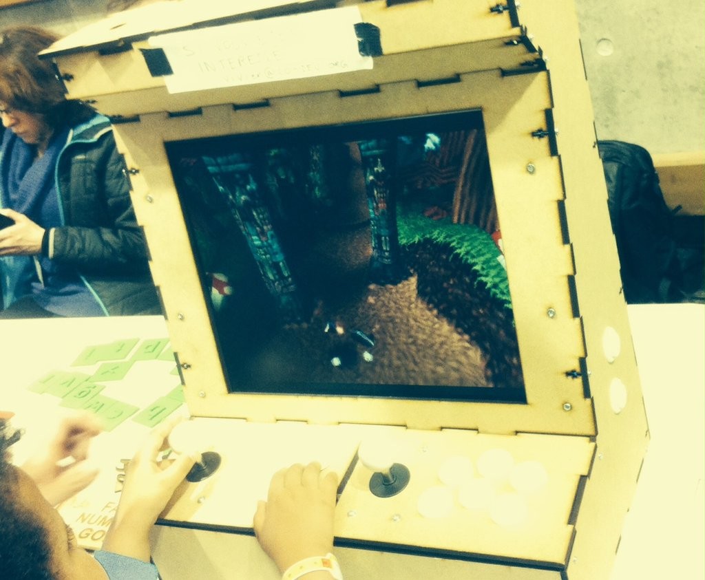 MFP16-console-de-jeu-DIY