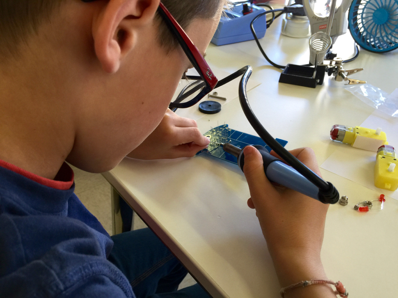 fablab-moebius-atelier-mon-premier-robot-5